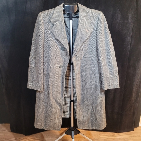 Classic Gray Herringbone Coat - Picture 1 of 16